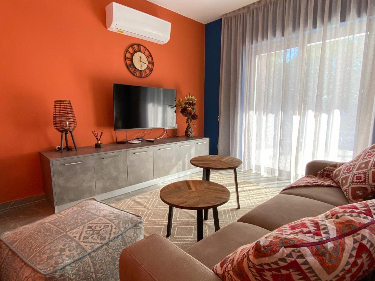 Luxury Villa Roma Near The Beach كورال باي المظهر الخارجي الصورة